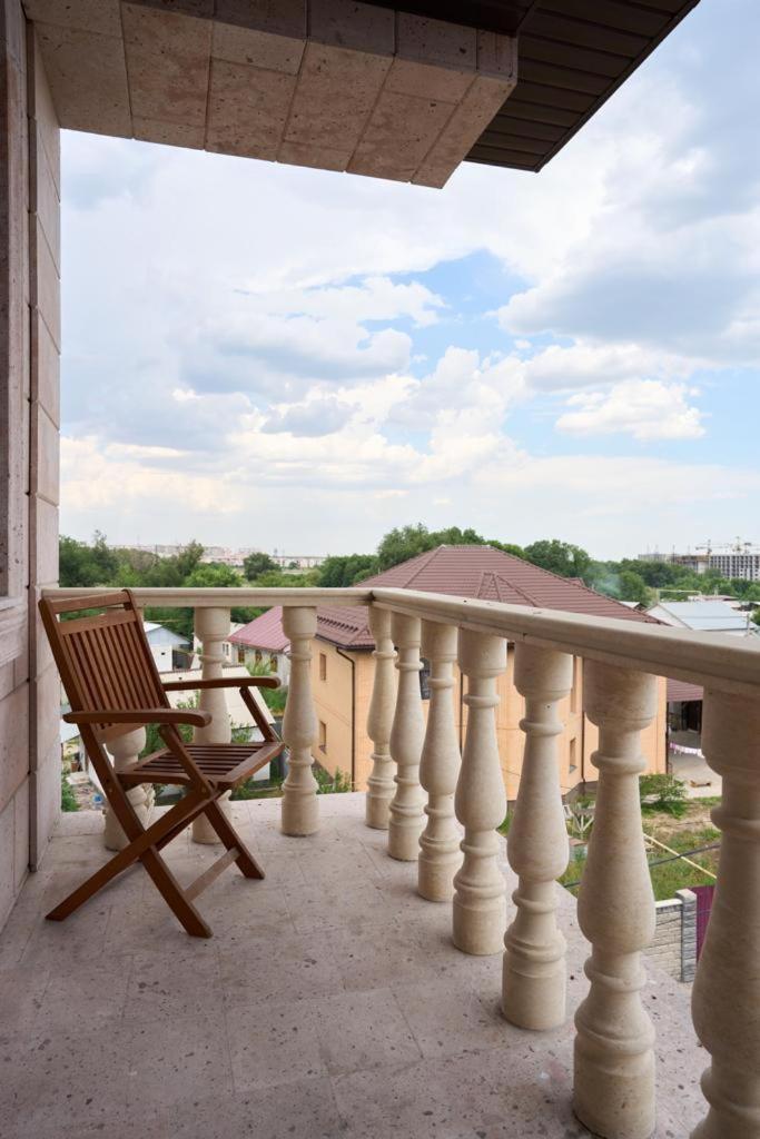 7Days Hotel Ałma Ata Zewnętrze zdjęcie